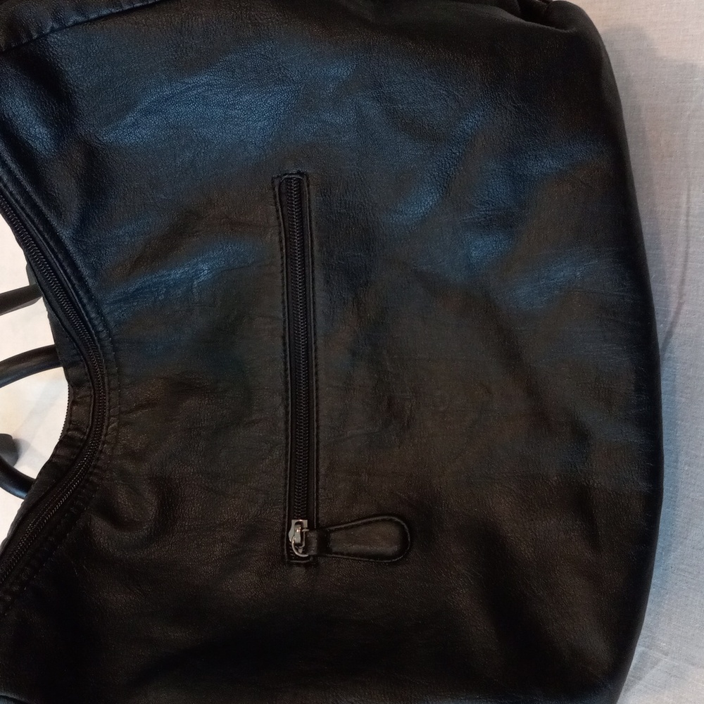 Hobo Backpack - Picture 3 of 16
